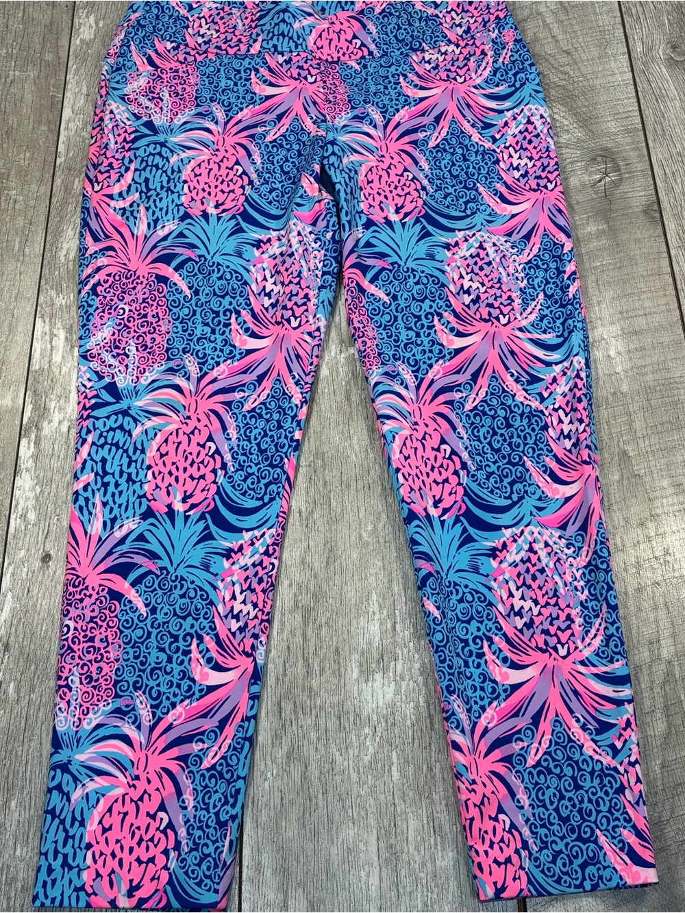 Lilly Pulitzer  Luxletic Corso Golf Pants in the Borealis Blue size 10 women’s